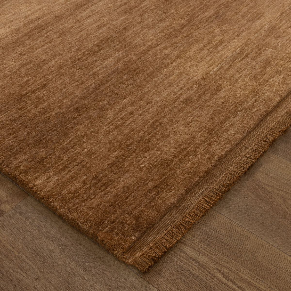Charleston Hand-Knotted Wool Rug – Butterscotch