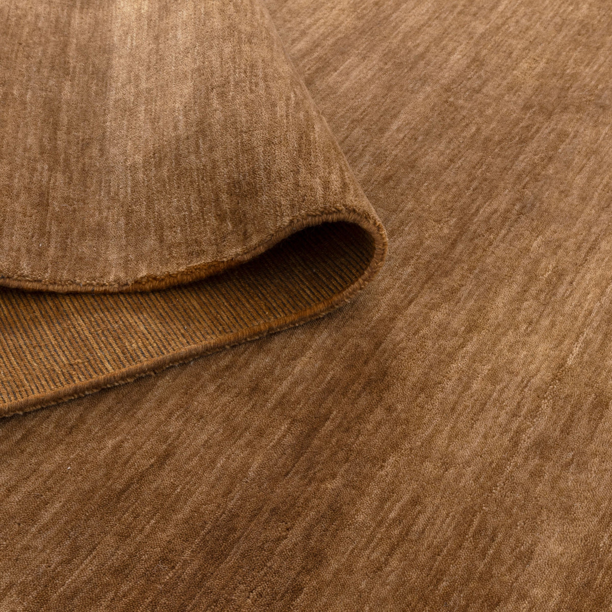 Charleston Hand-Knotted Wool Rug – Butterscotch