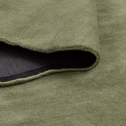 Ollie Wavy Scalloped Rug – Sage Green