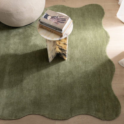 Ollie Wavy Scalloped Rug – Sage Green