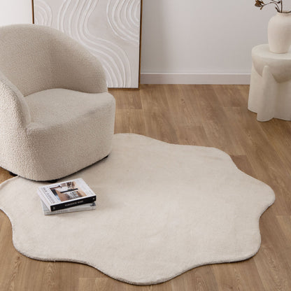 Ollie Scalloped Irregular Round Rug Ivory